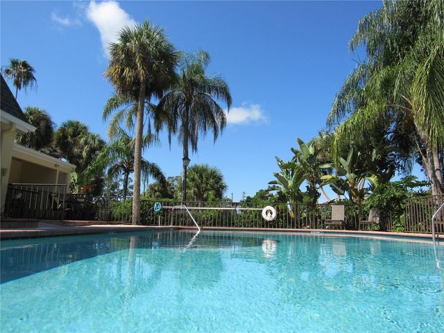 3001 58TH AVE S AVENUE S 805, St Petersburg, FL 33712