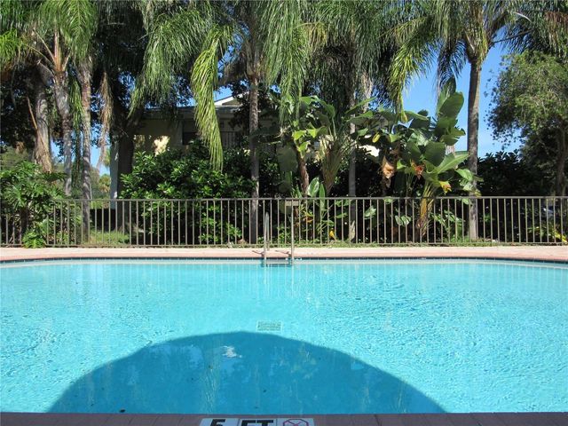 3001 58TH AVE S AVENUE S 805, St Petersburg, FL 33712