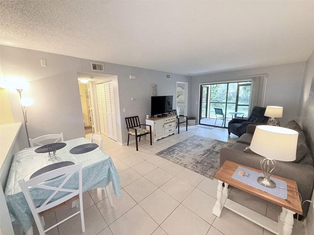 3001 58TH AVE S AVENUE S 805, St Petersburg, FL 33712
