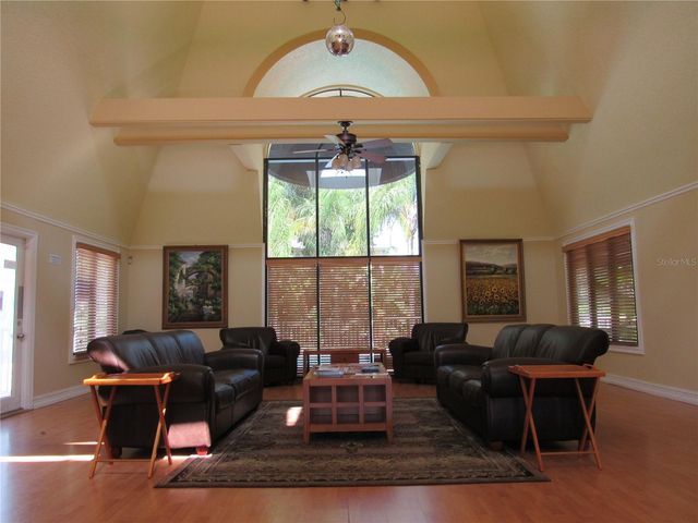 3001 58TH AVE S AVENUE S 805, St Petersburg, FL 33712