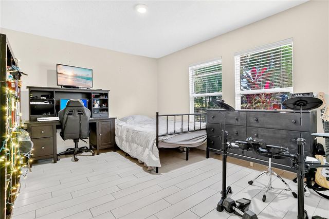 1801 W HIGHWAY 329, Citra, FL 32113