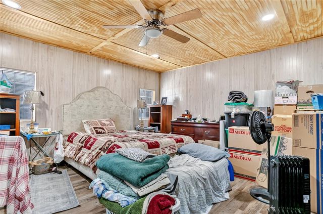 1801 W HIGHWAY 329, Citra, FL 32113