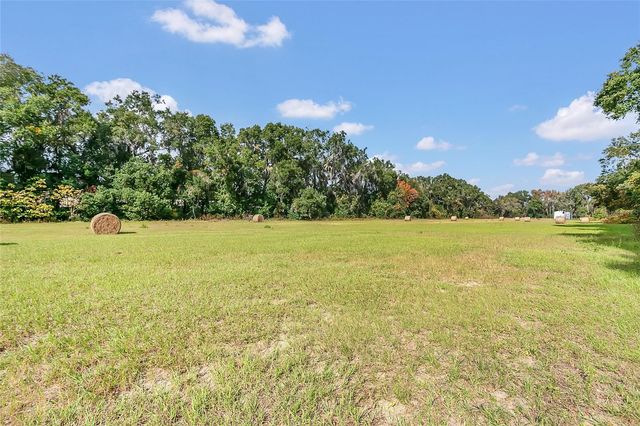 1801 W HIGHWAY 329, Citra, FL 32113
