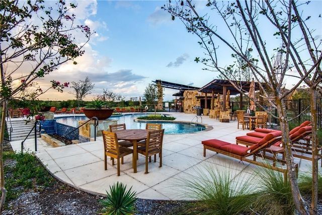 2612 Walnut Creek Lane, The Colony, TX 75056