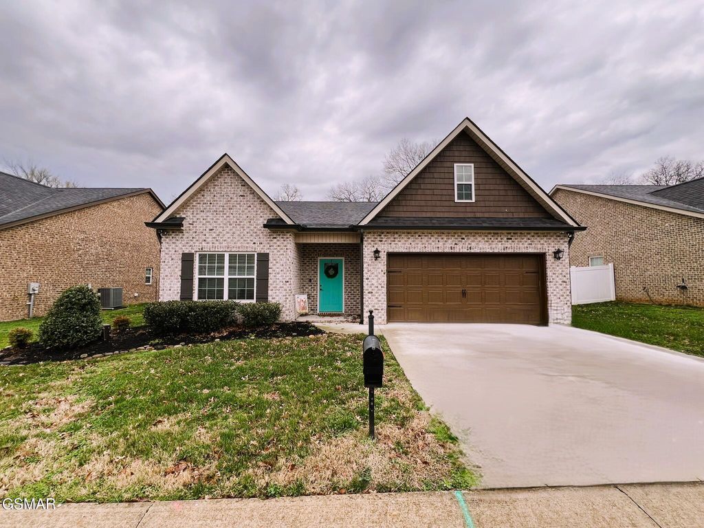 179 Van Gilder Way, Seymour, TN 37865