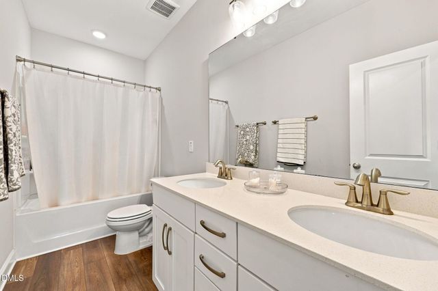 60 Gadwall Court, Zebulon, NC 27597