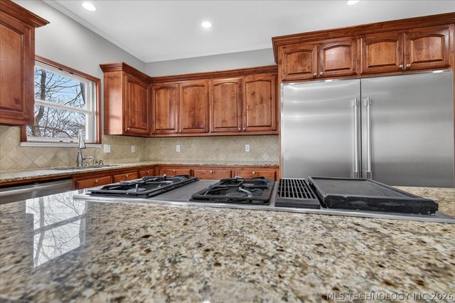 618 Kenwood Drive, Bartlesville, OK 74006