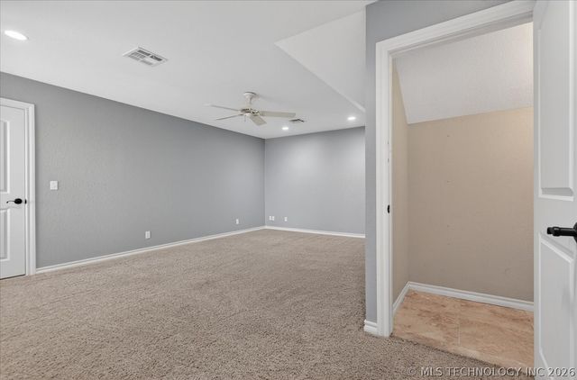 618 Kenwood Drive, Bartlesville, OK 74006