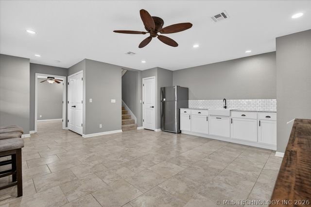 618 Kenwood Drive, Bartlesville, OK 74006