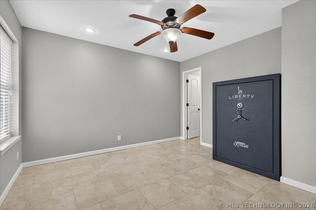 618 Kenwood Drive, Bartlesville, OK 74006