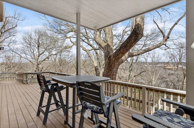 618 Kenwood Drive, Bartlesville, OK 74006