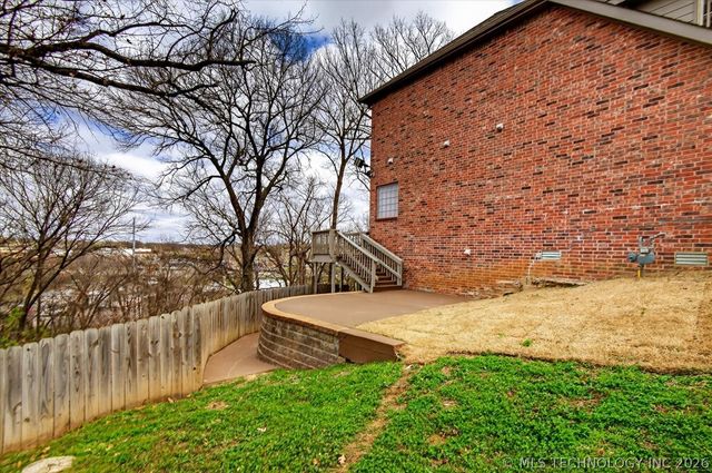 618 Kenwood Drive, Bartlesville, OK 74006