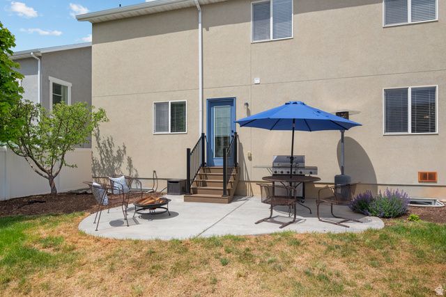 4953 W BERRY CREEK DR, Riverton, UT 84096