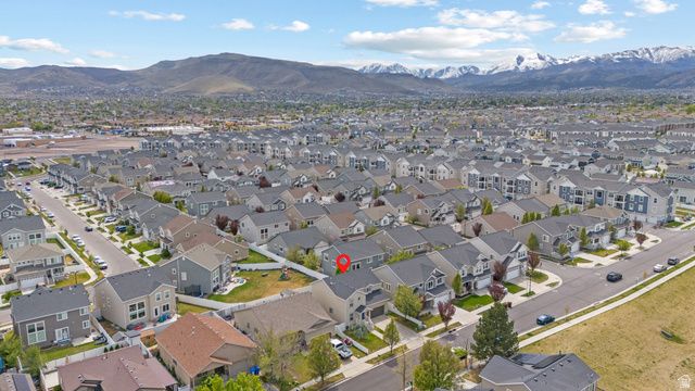 4953 W BERRY CREEK DR, Riverton, UT 84096