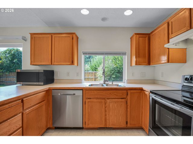 3187 Ne MOHAN Dr, Mc Minnville, OR 97128