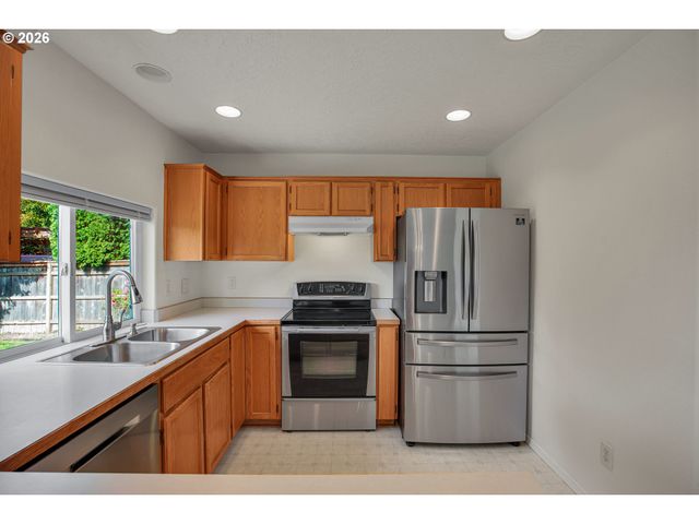 3187 Ne MOHAN Dr, Mc Minnville, OR 97128