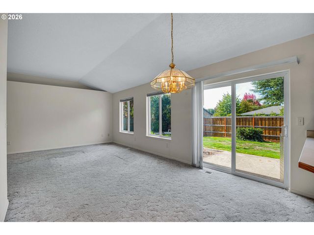 3187 Ne MOHAN Dr, Mc Minnville, OR 97128