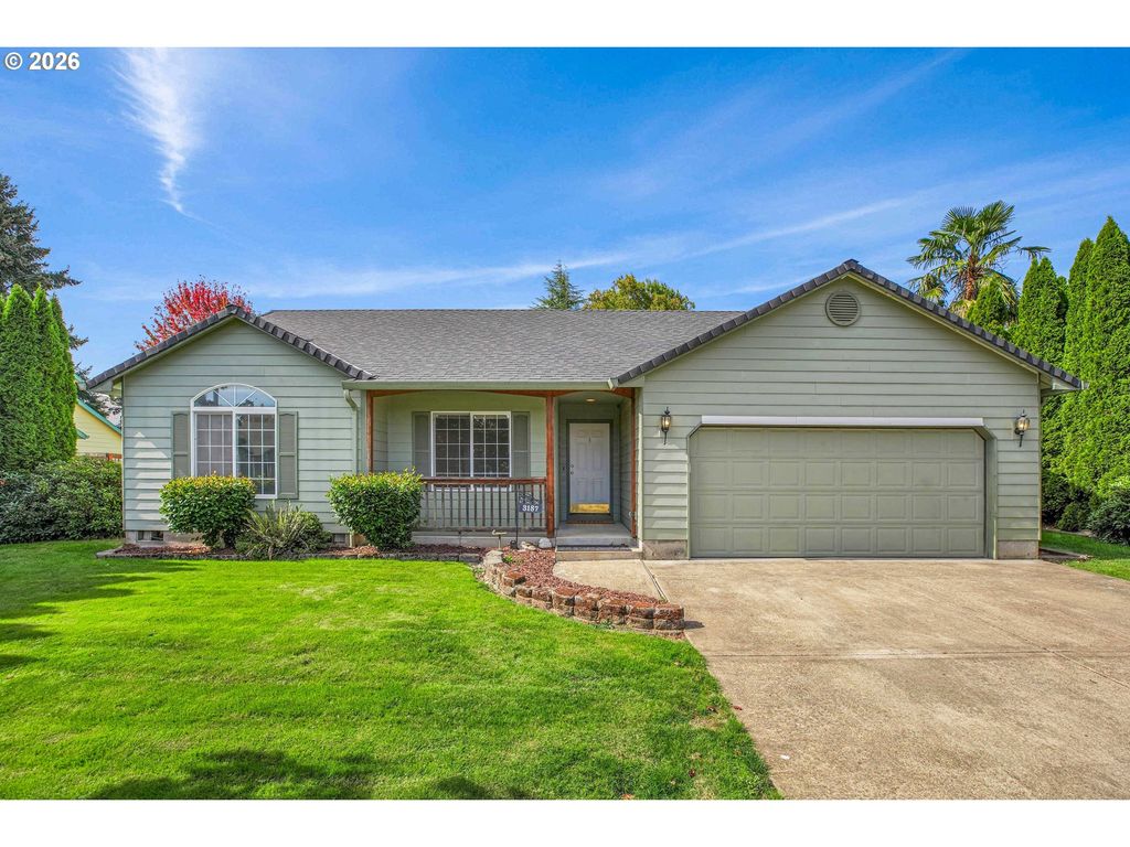 Image 1 of property listing at 3187 Ne MOHAN Dr, Mc Minnville, OR 97128