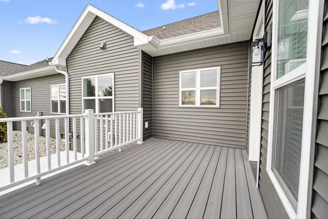 1382 LIGHTHOUSE VILLAGE ROAD, Fond Du Lac, WI 54937