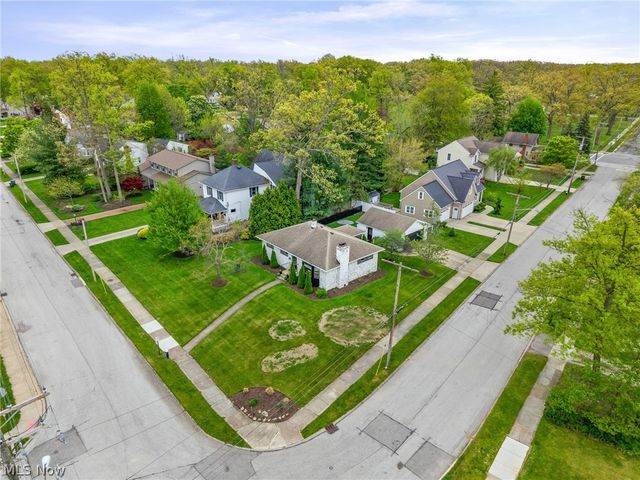 24917 Electric Drive, Bay Village, OH 44140