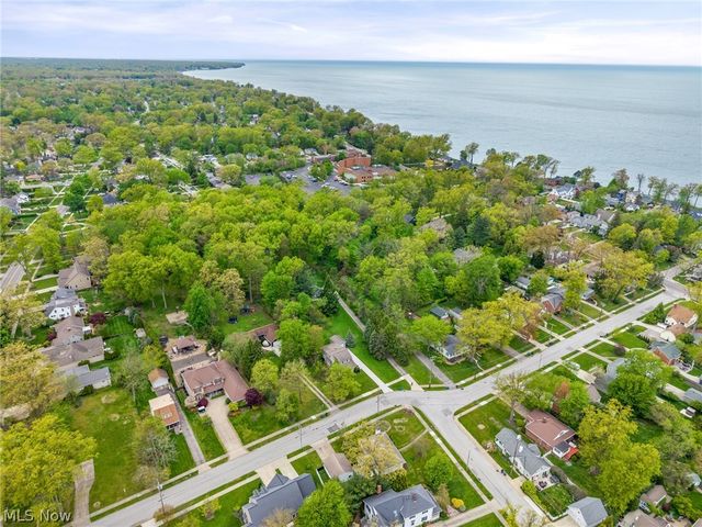 24917 Electric Drive, Bay Village, OH 44140