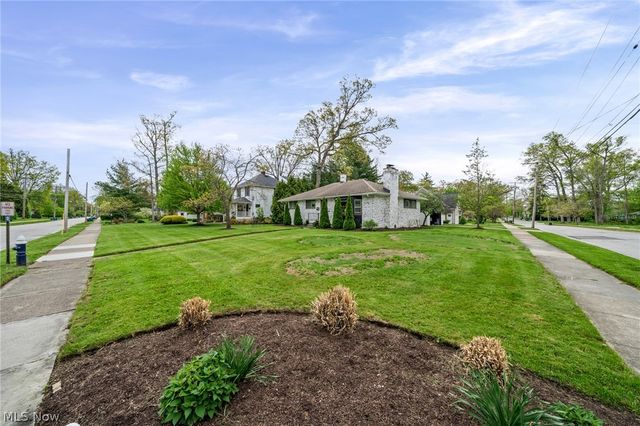 24917 Electric Drive, Bay Village, OH 44140