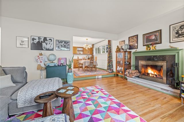 24917 Electric Drive, Bay Village, OH 44140