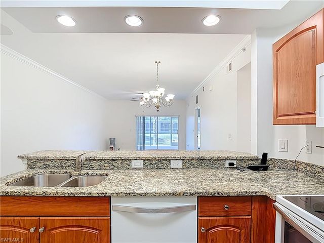 1108 Winding Pines CIR 104, Cape Coral, FL 33909