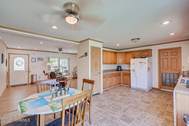 22 Easy Street, Freehold, NJ 07728