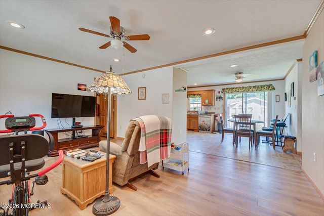 22 Easy Street, Freehold, NJ 07728