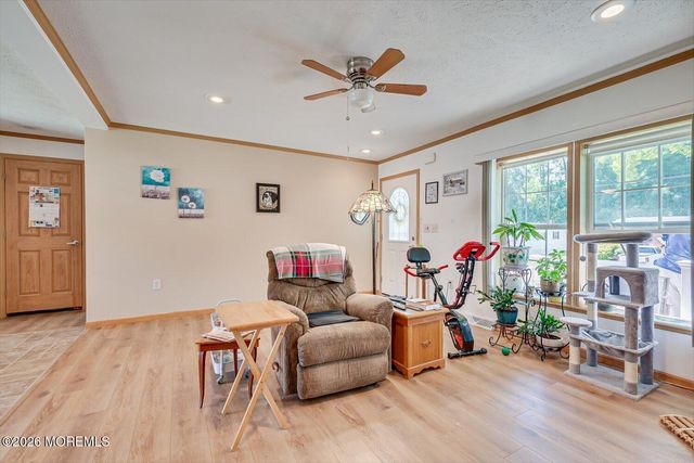 22 Easy Street, Freehold, NJ 07728