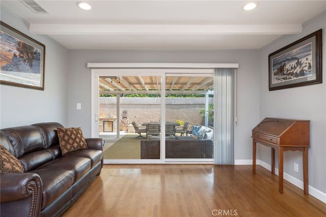 5255 W 141st Street, Hawthorne, CA 90250