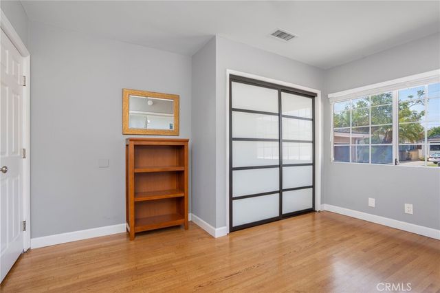 5255 W 141st Street, Hawthorne, CA 90250