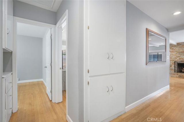 5255 W 141st Street, Hawthorne, CA 90250