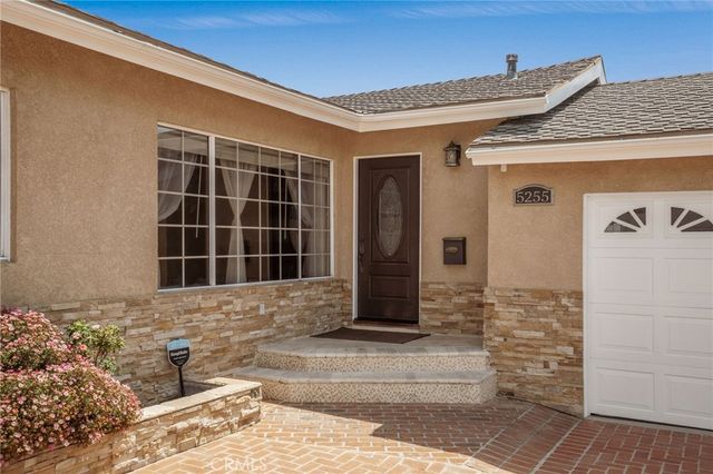 5255 W 141st Street, Hawthorne, CA 90250