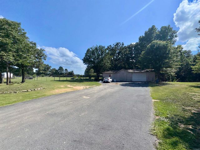 15825 Childress Road, Bauxite, AR 72011