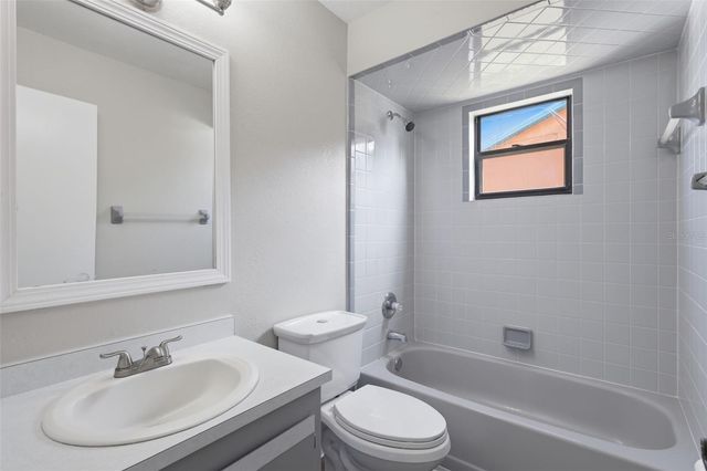 2009 UMBRELLA TREE DRIVE, Edgewater, FL 32141