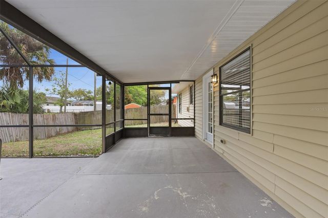 2009 UMBRELLA TREE DRIVE, Edgewater, FL 32141