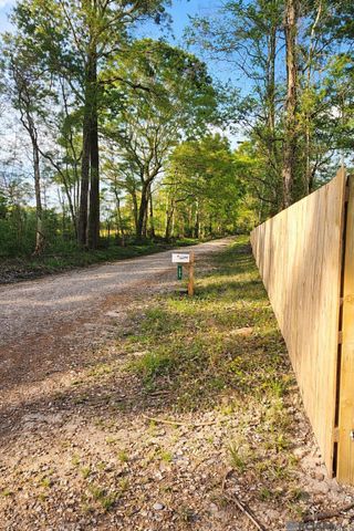 24670 Brian Rd, Zachary, LA 70730