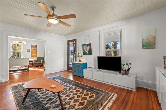 40 W Sprague Street, Winston-salem, NC 27127