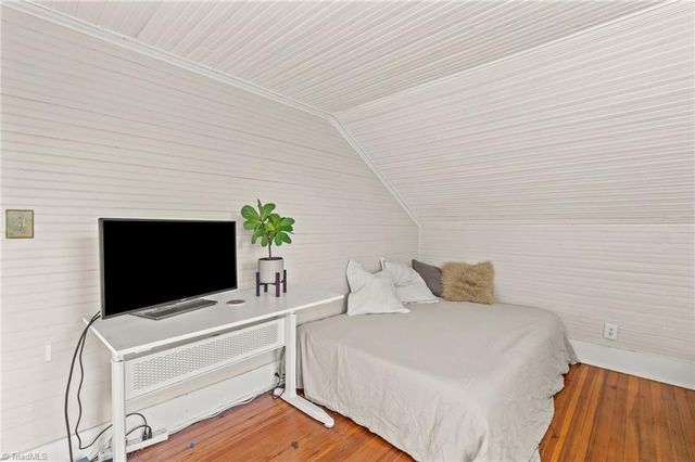 40 W Sprague Street, Winston-salem, NC 27127