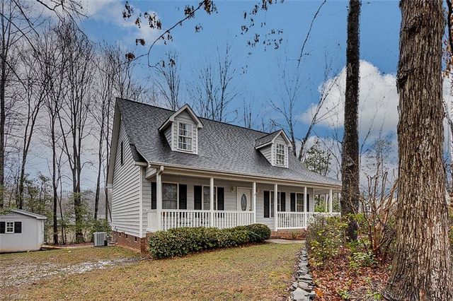 2411 Regency Drive, Randleman, NC 27317