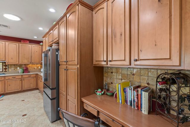 758 N Alexis Loop, Green Valley, AZ 85614