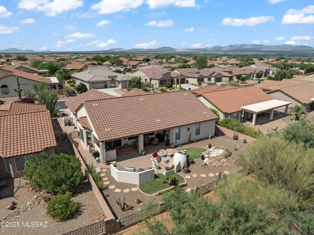 758 N Alexis Loop, Green Valley, AZ 85614