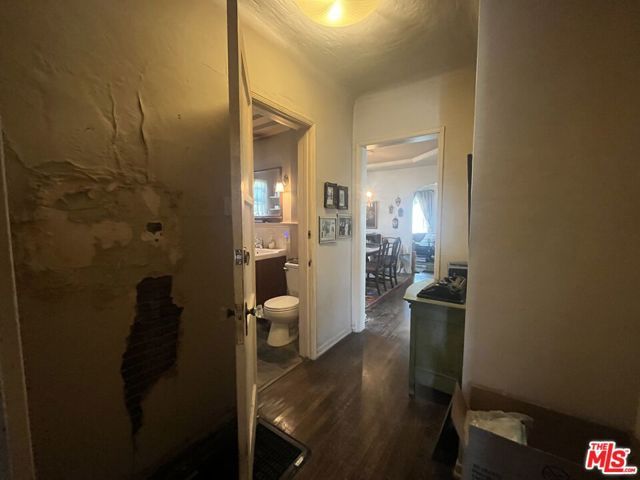 1811 S Burnside Avenue, Los Angeles, CA 90019