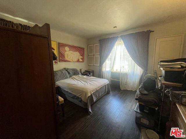 1811 S Burnside Avenue, Los Angeles, CA 90019