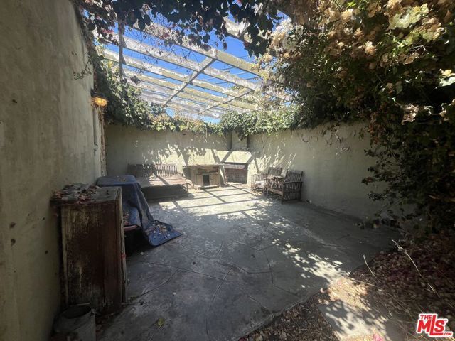 1811 S Burnside Avenue, Los Angeles, CA 90019