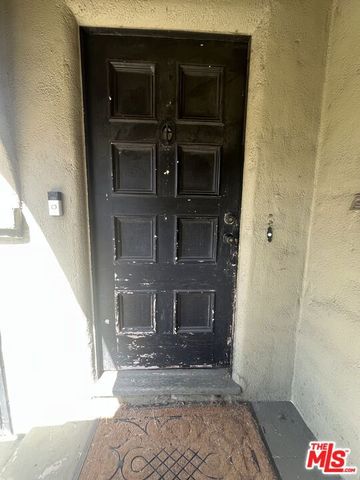 1811 S Burnside Avenue, Los Angeles, CA 90019