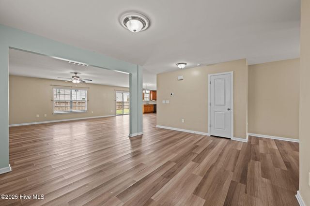 305 Frida Road, New Bern, NC 28560