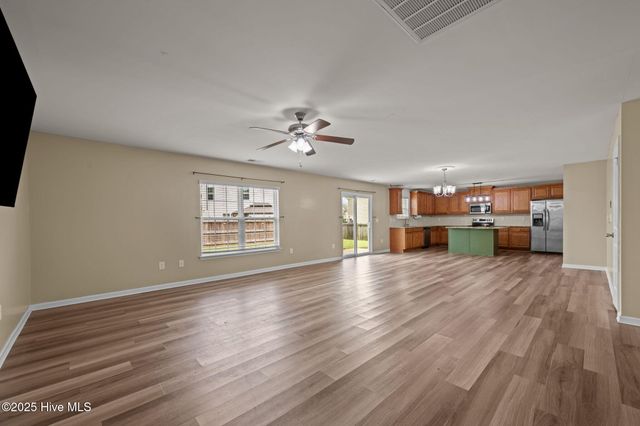 305 Frida Road, New Bern, NC 28560